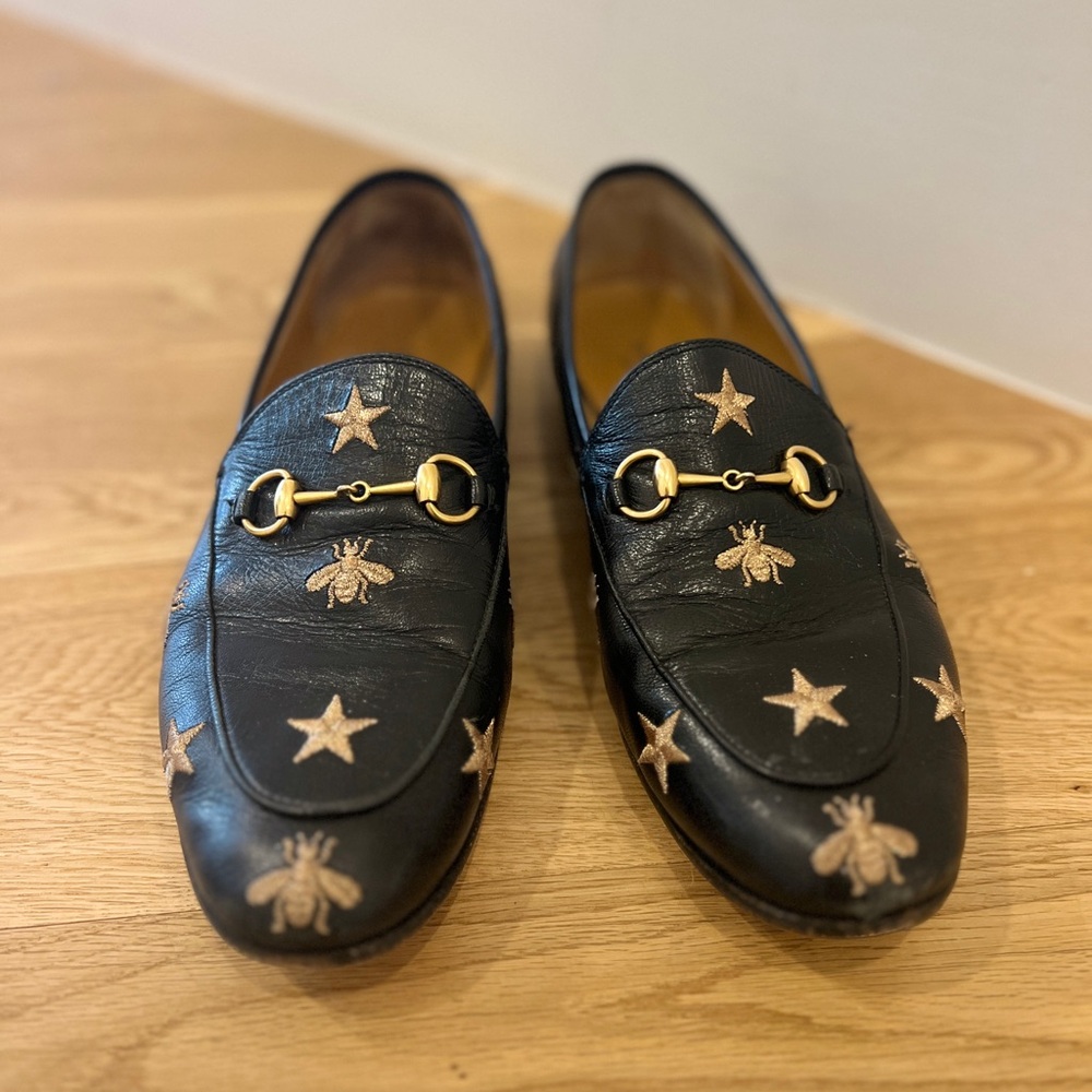 GUCCI Jordaan Goatskin Bee Star Embroided Loafers